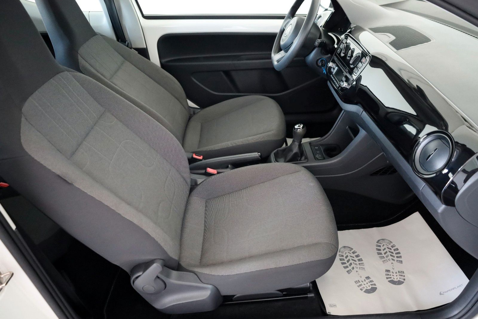 Fahrzeugabbildung Volkswagen up! move up! SH,PDC,Allwetterreifen