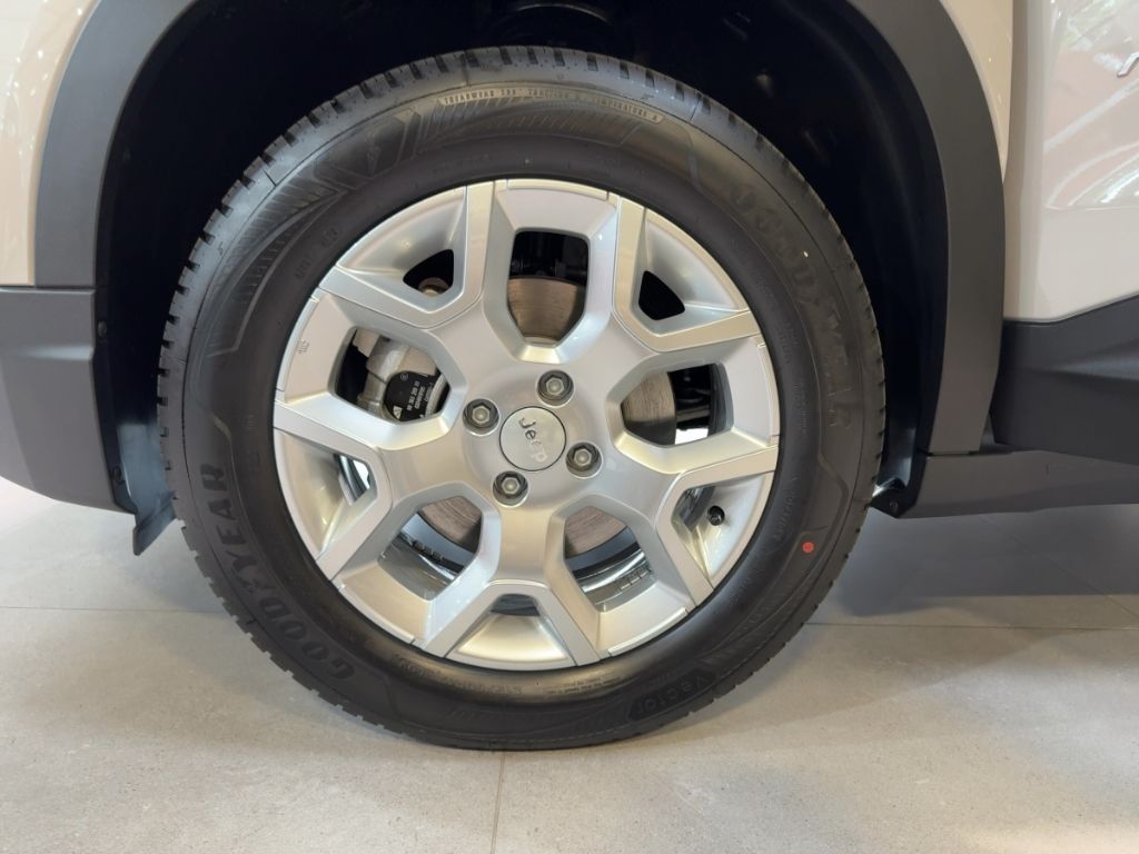 Fahrzeugabbildung Jeep Avenger Altitude Electric NAVI ALLWETTER WINTER