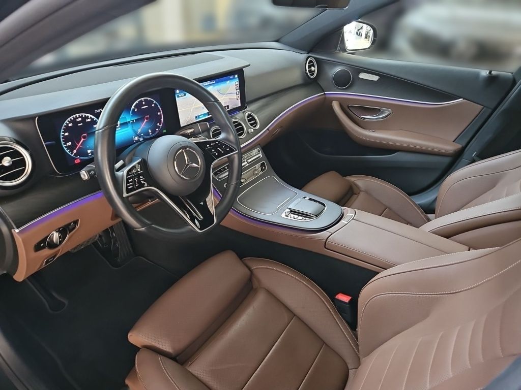Fahrzeugabbildung Mercedes-Benz E 400 dT 4M Avantg. Distronic+ SDHZ Sitzkl. 360°