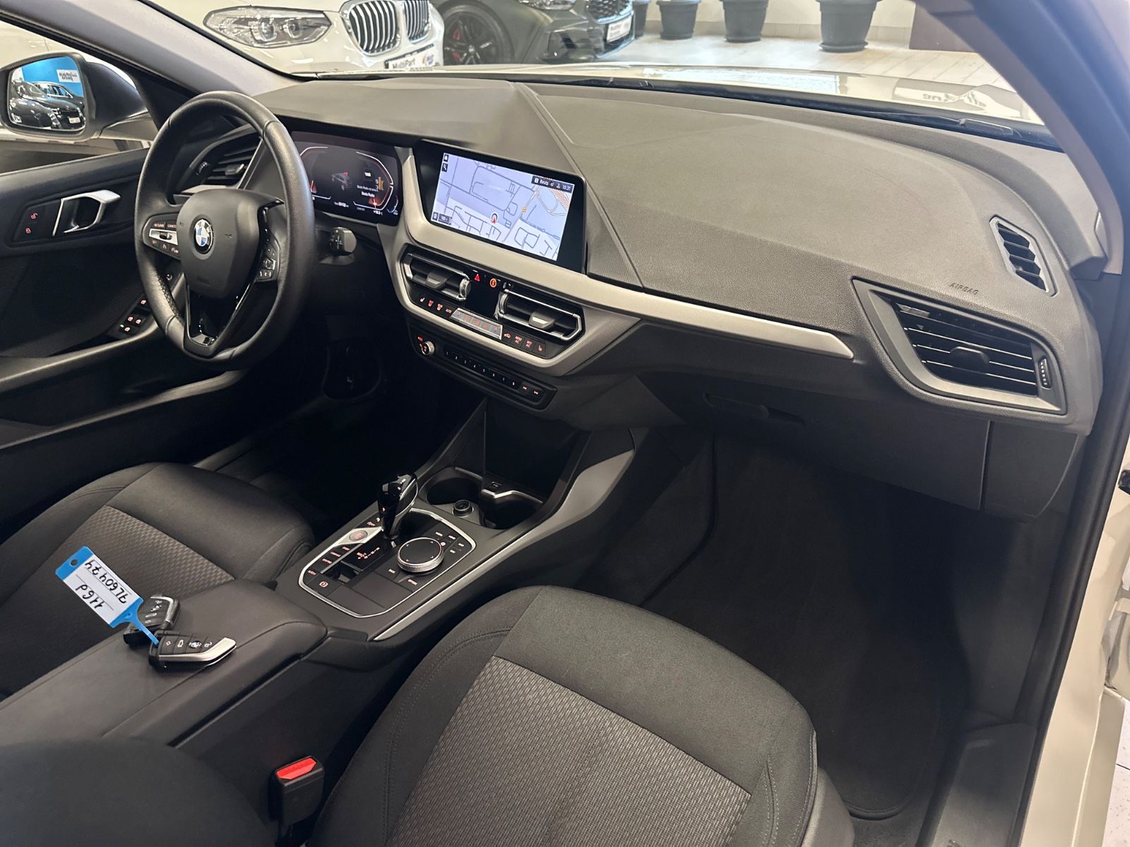 BMW 116d Aut/Navi/LED/SitzHeiz/ActivGuard/Tempomat foto 11