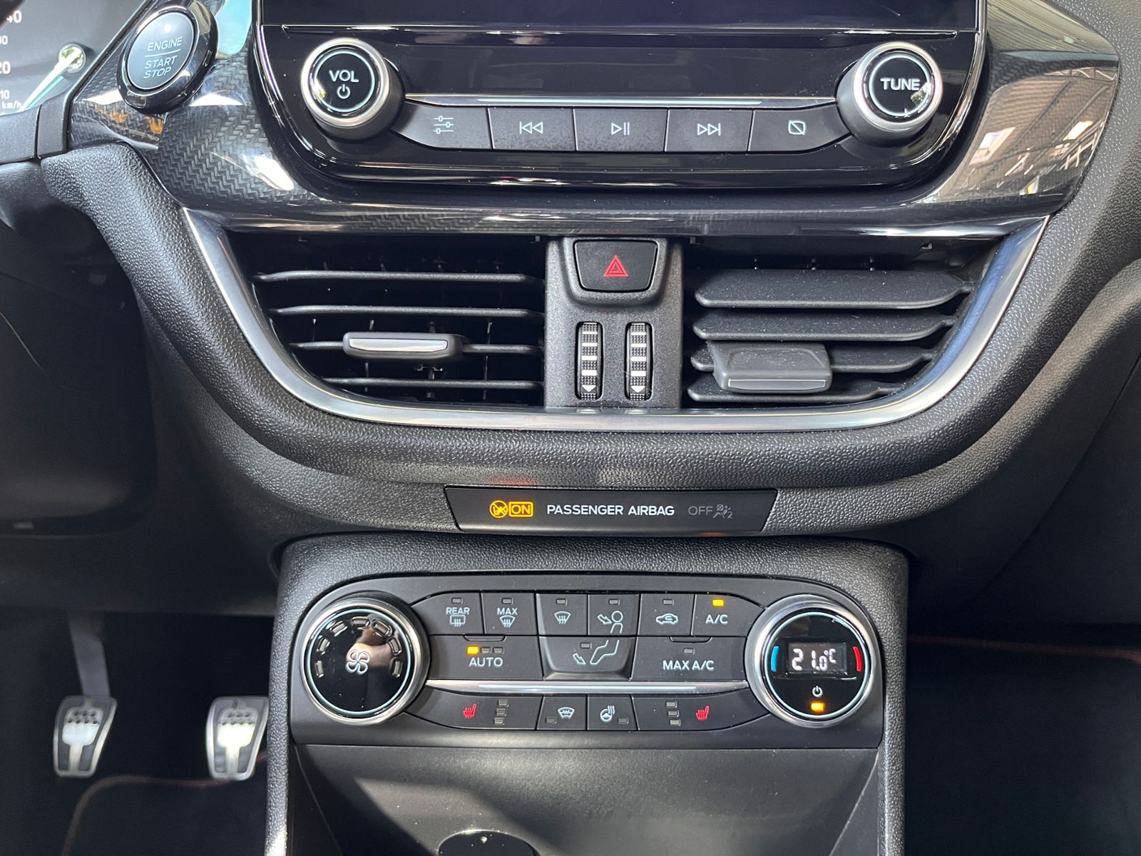 Fahrzeugabbildung Ford Fiesta ST-Line KLIMA NAVI ALU