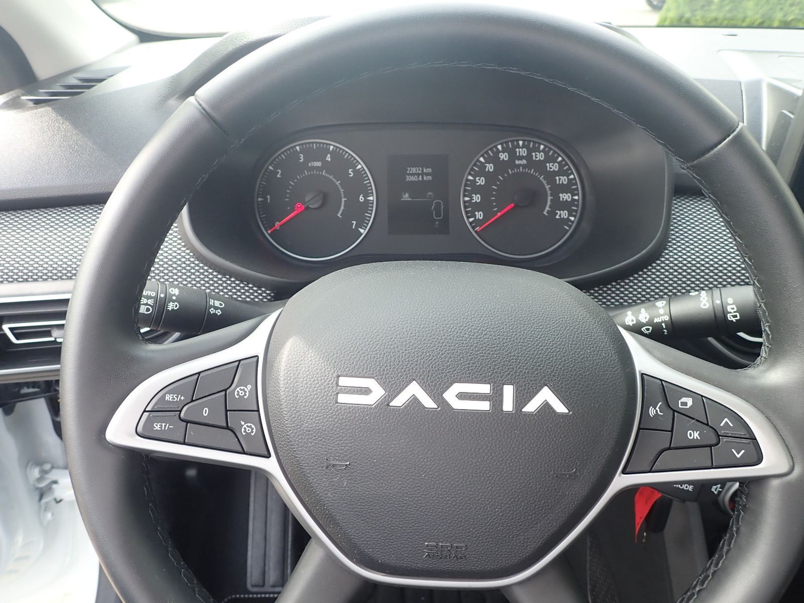 Fahrzeugabbildung Dacia Sandero Expression TCe 90