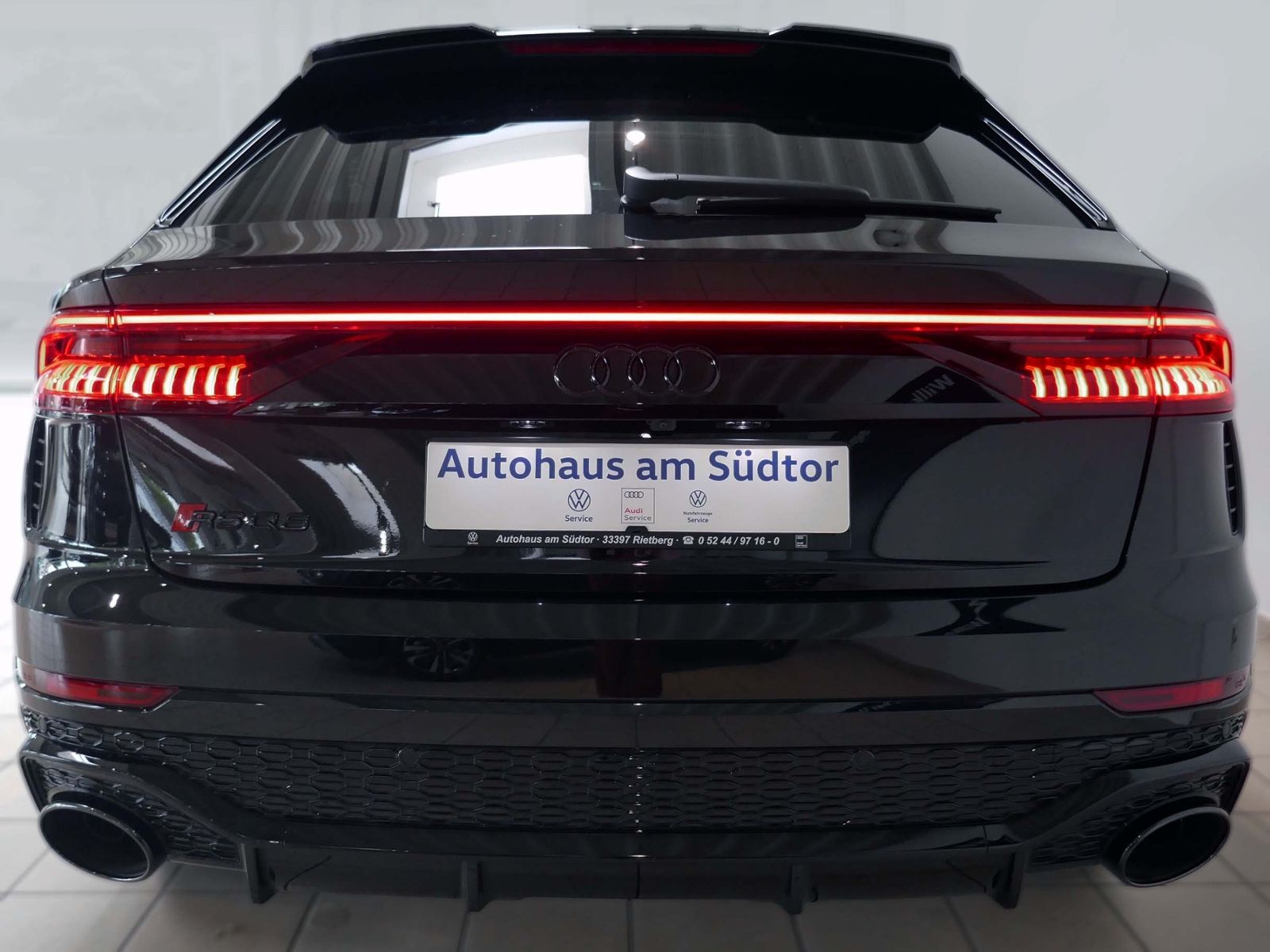 Fahrzeugabbildung Audi RS Q8 quattro 4.0 V8 441 kW | LED RFK AHK Navi