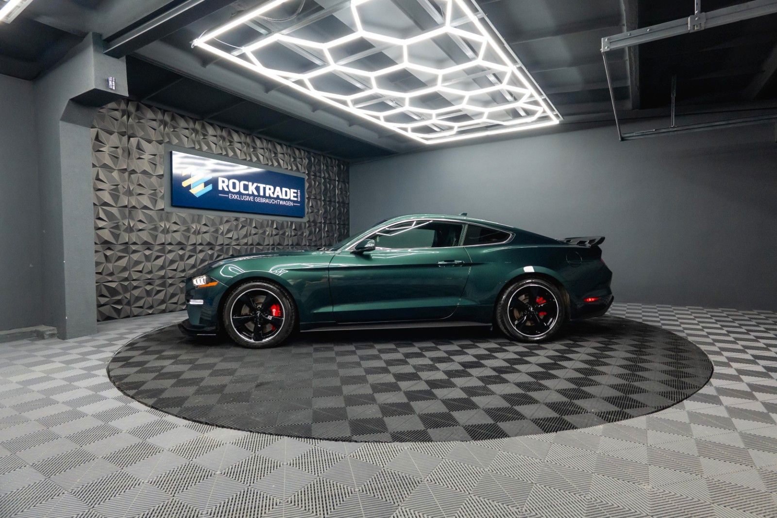 Fahrzeugabbildung Ford Mustang 5.0 V8 BULLITT 6-Gang RECARO Unfallfrei