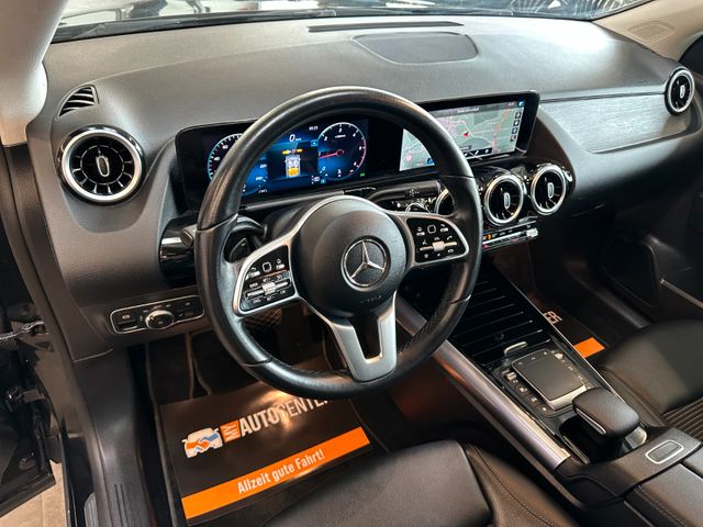 Mercedes-Benz GLA 220 d 4Matic *LED*AHK*Keyless*