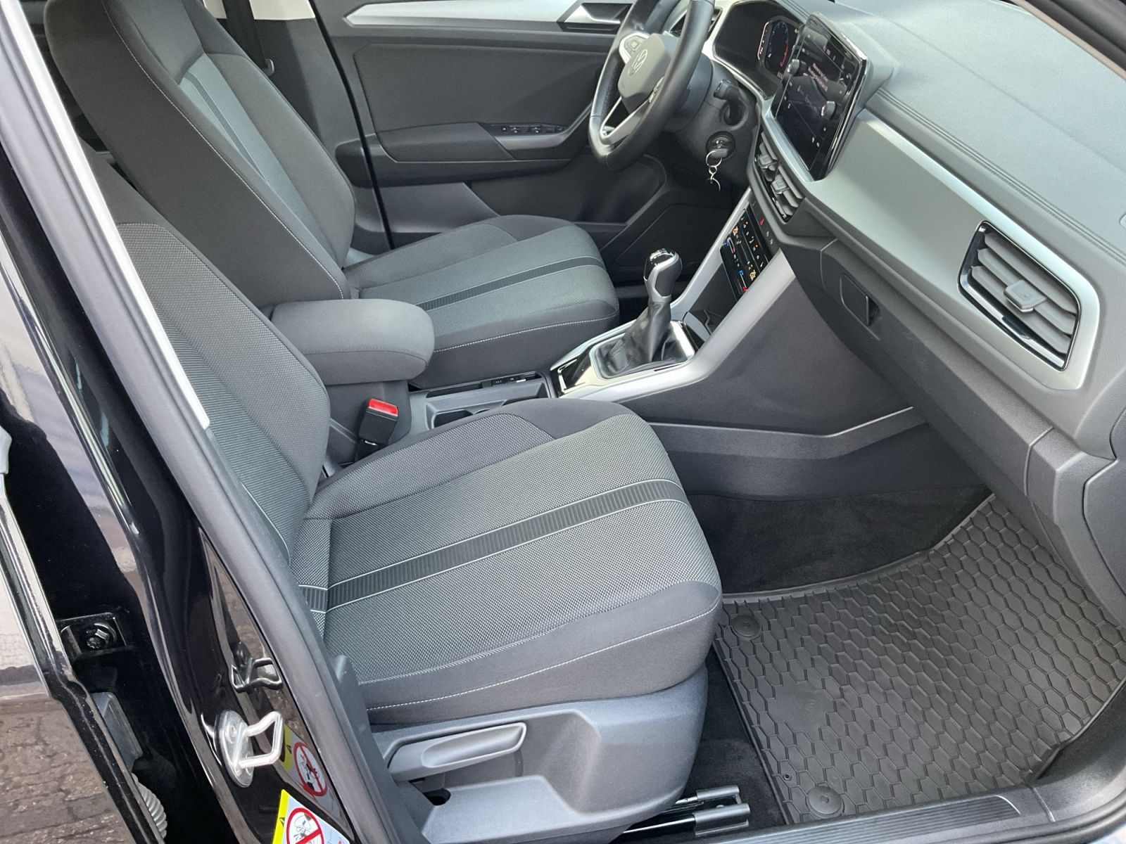 Volkswagen T-Roc - Bild 15