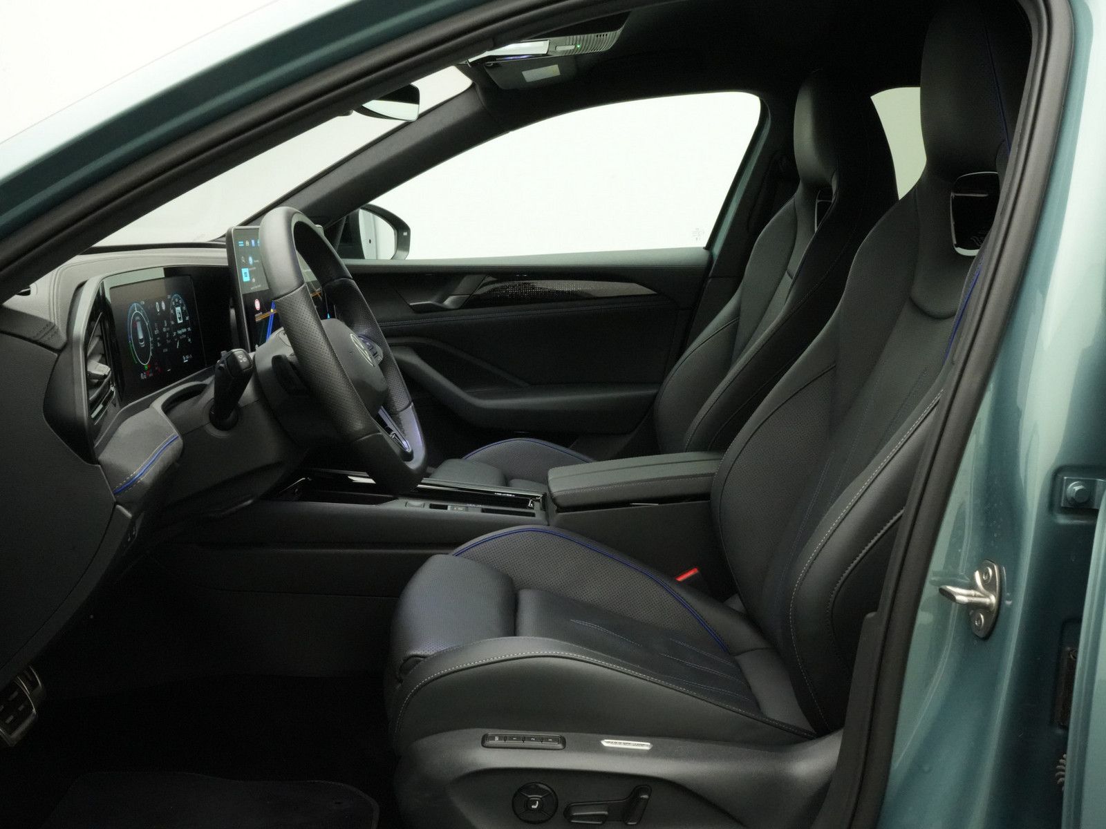 Volkswagen Passat - Bild 24