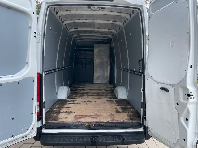 Fahrzeugabbildung Iveco Daily Kasten HKa 5L2H 35 S13