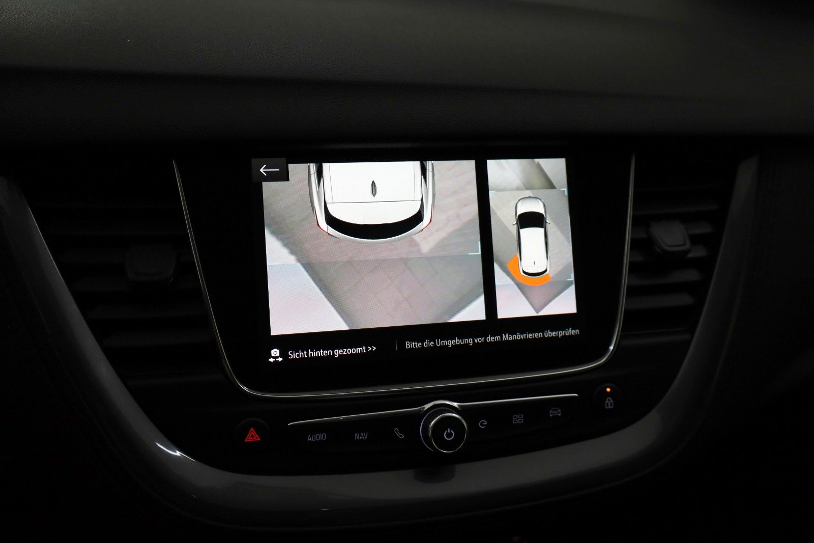 Fahrzeugabbildung Opel Grandland X Innovation Leder,Navi,LED,ACC,AHK