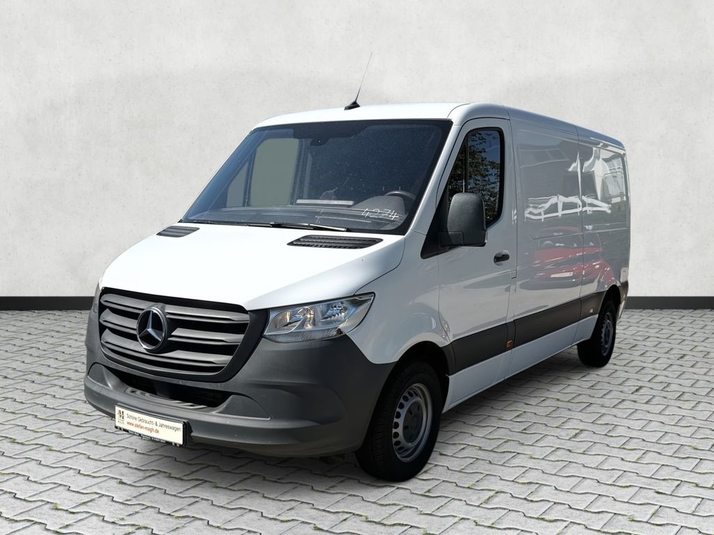 Image of Mercedes-Benz Sprinter