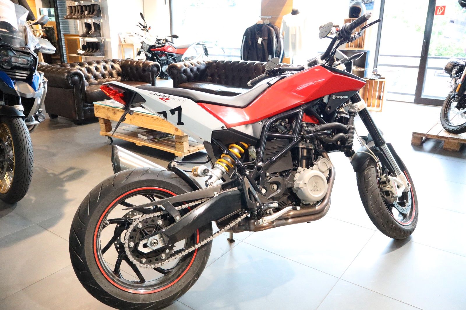 Fahrzeugabbildung Husqvarna Nuda 900R