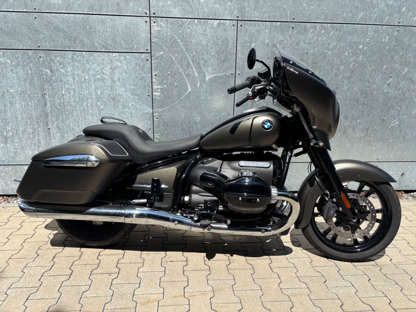 Fahrzeugabbildung BMW R 18 B Bagger Marshall ACC Rückfahrhilfe OIL INC