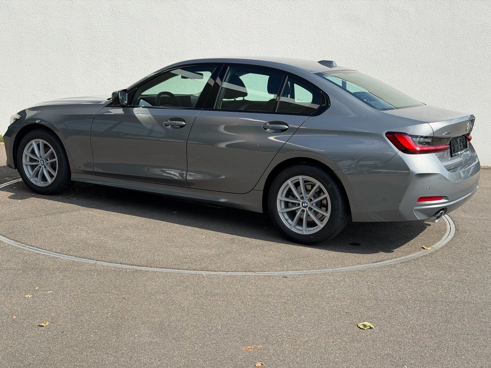 BMW 320 - Bild 8