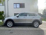 Volkswagen Tiguan 2.0 TSI 162kW DSG 4MOTION Highline Hi... - Volkswagen Tiguan in Saarbrücken