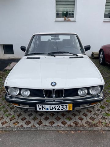 BMW 525 eta