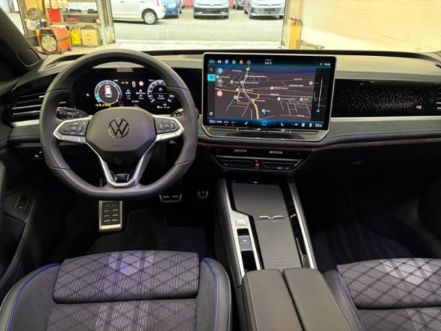 Volkswagen Passat - Bild 13