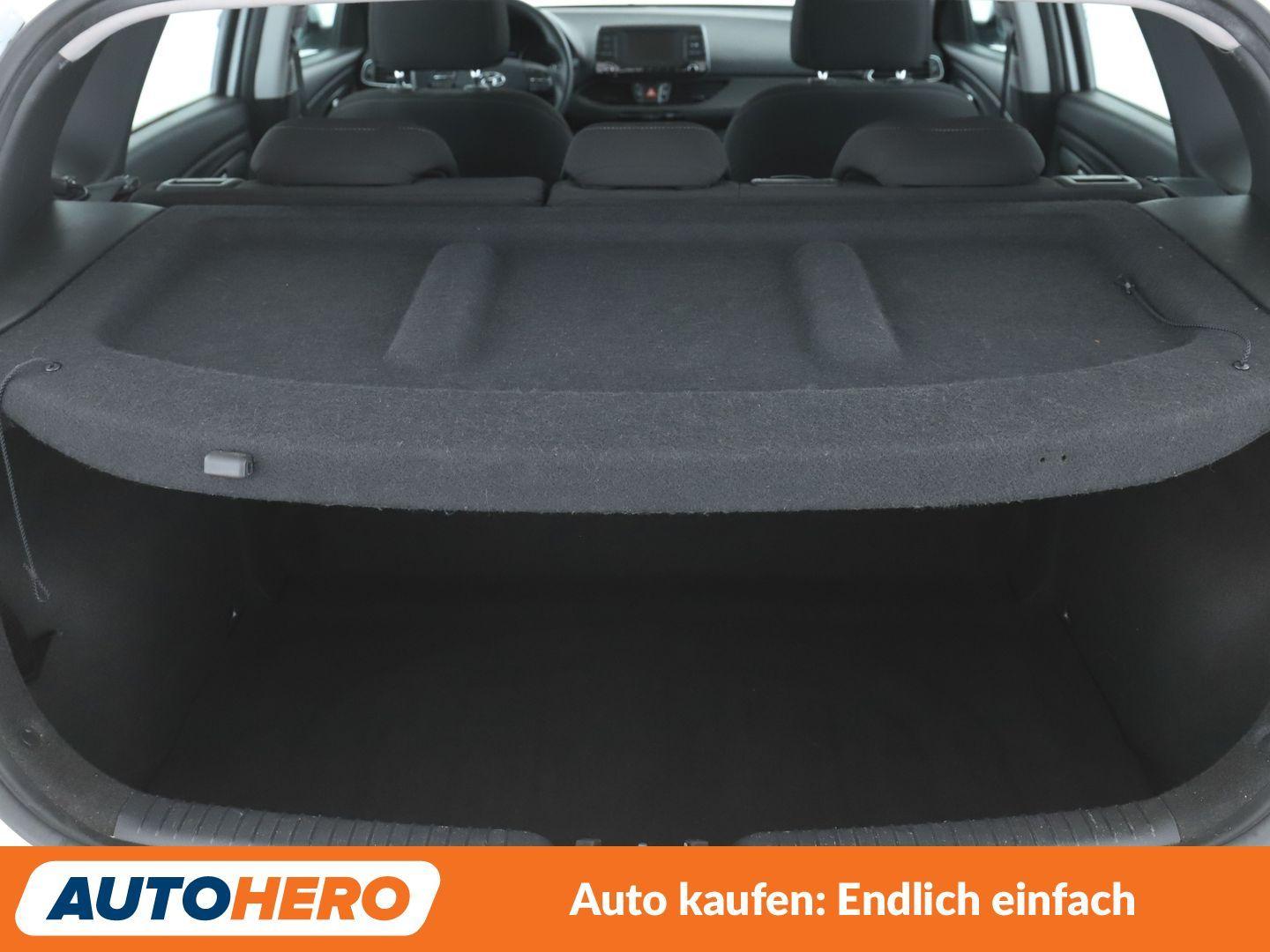 Hyundai i30 1.4 Select*SPUR*PDC*KLIMA*TEMPO*GARANTIE*