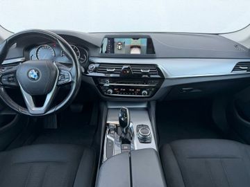 BMW 520 - 7