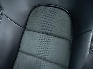 صورة مصغرة 28 لـ 2026 Porsche CAYMAN