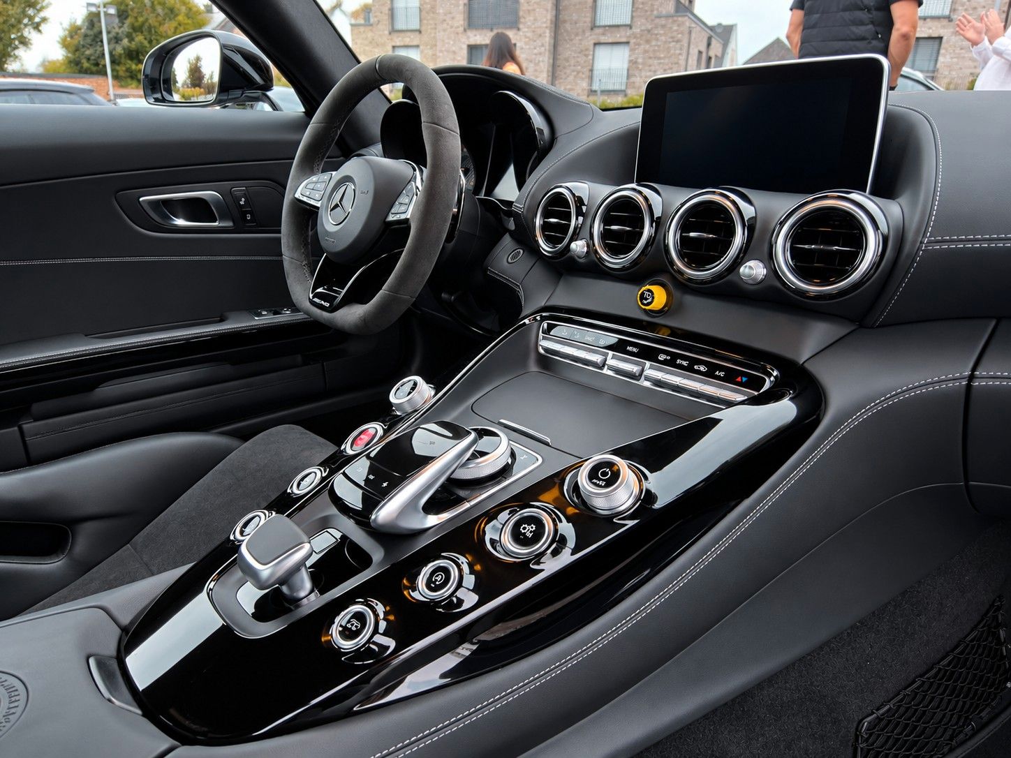 Fahrzeugabbildung Mercedes-Benz AMG GT R Coupe/Orig. 590 km! Neuwagen