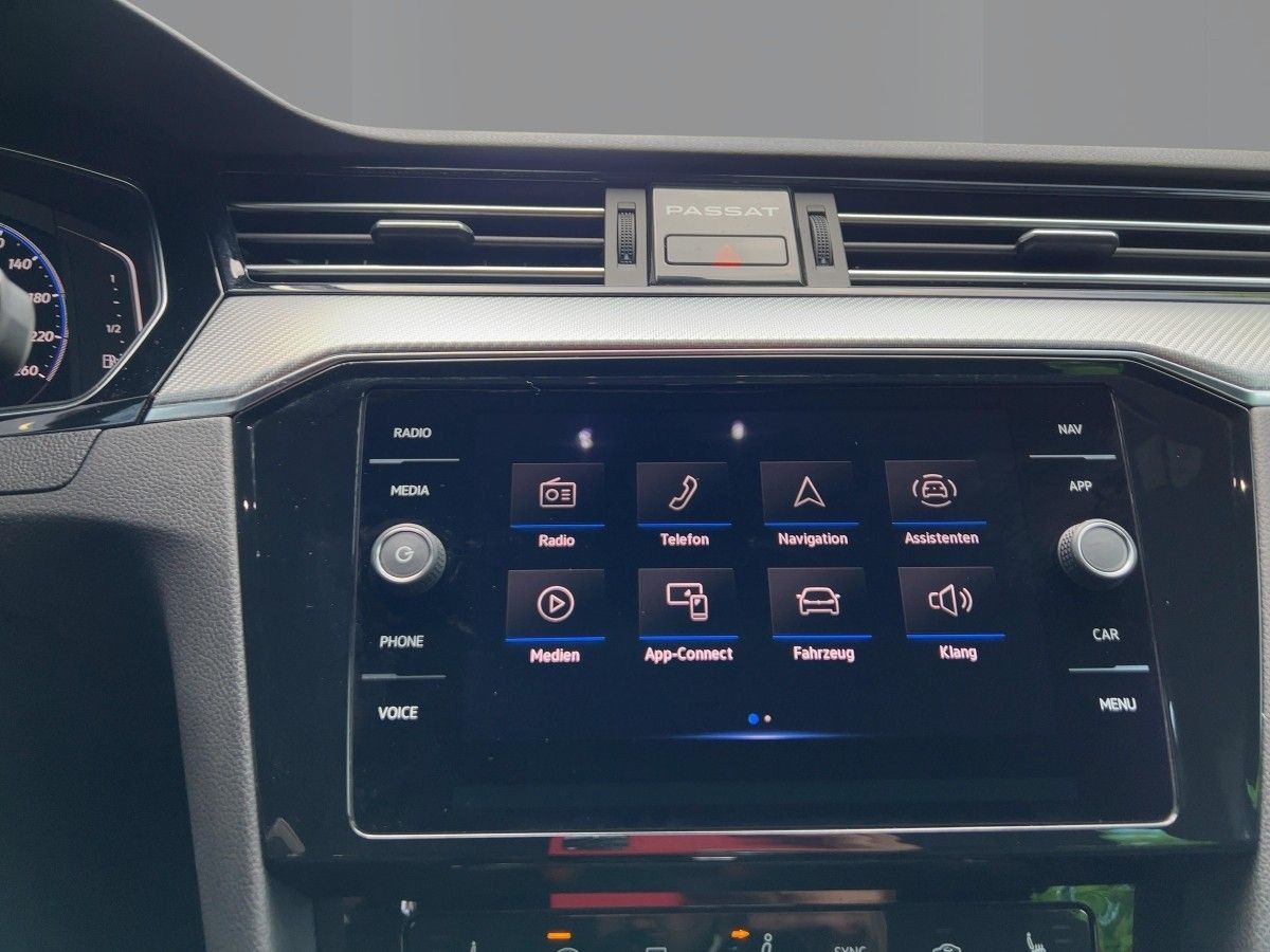 Volkswagen Passat Variant - Bild 14