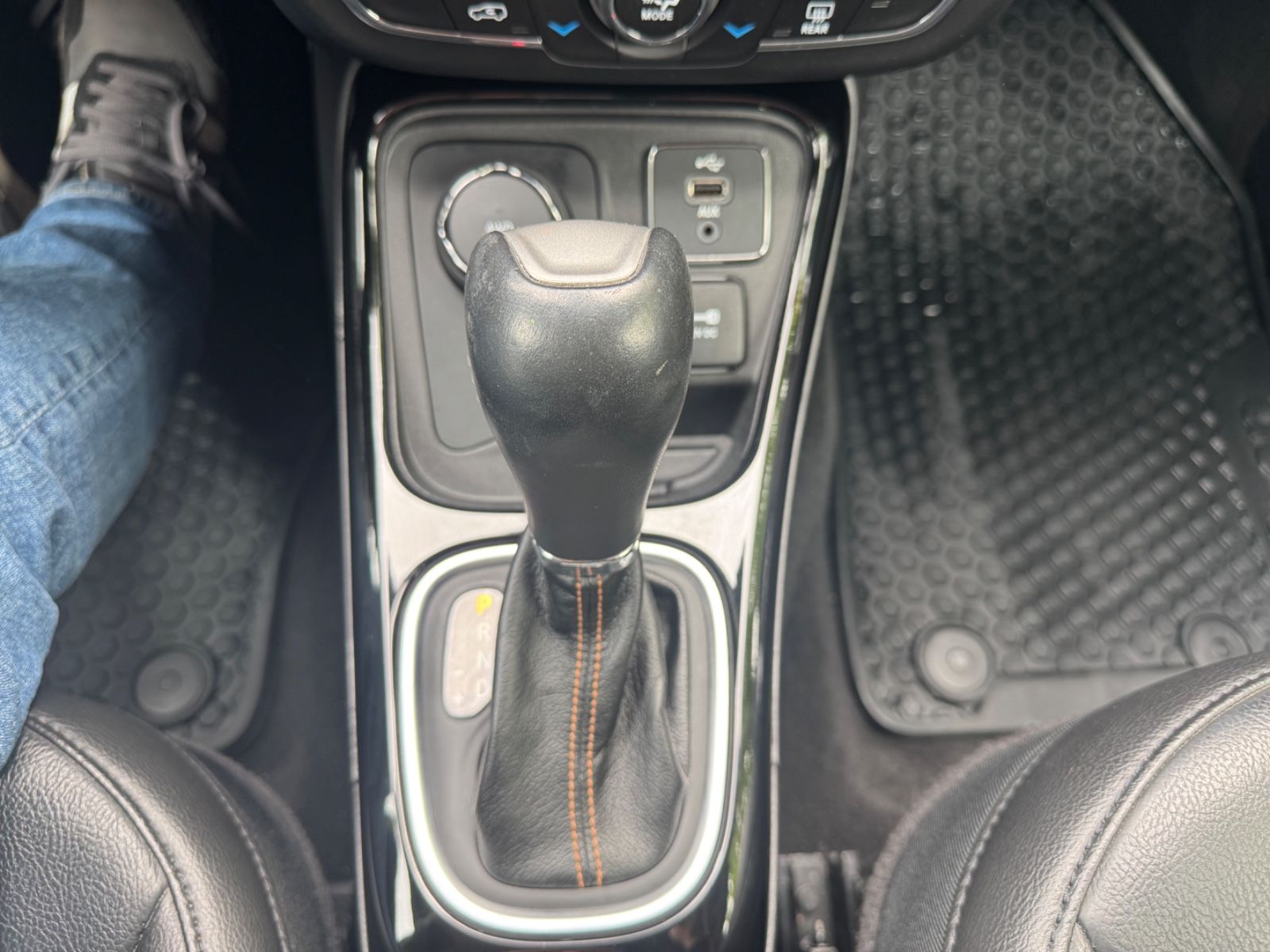 Fahrzeugabbildung Jeep Compass Limited 4WD Leder+Navi+Kamera+ACC