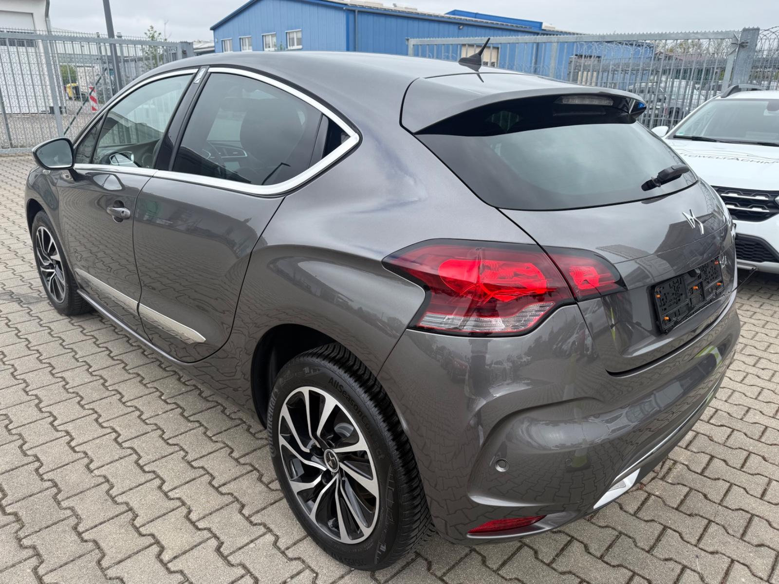 DS Automobiles DS4 DS 4 Basis