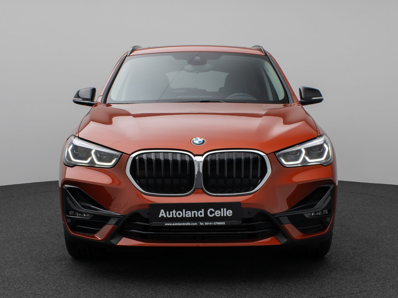 Fahrzeugabbildung BMW X1 xD20d Sport Line Panorama Kamera HUD DAB AHK