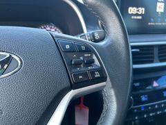 Fahrzeugabbildung Hyundai Tucson 1.6 CRDi *AHK*NAVI*KAMERA*LED*1.Hd.*