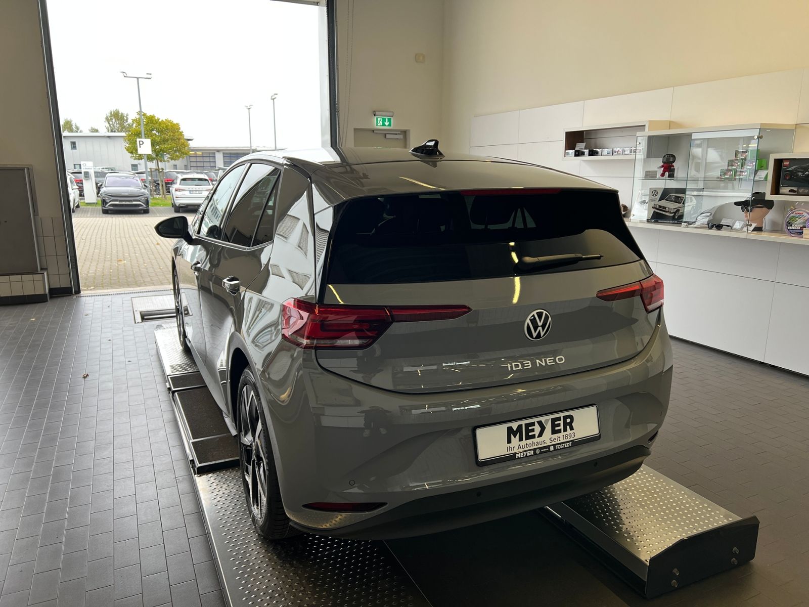 Fahrzeugabbildung Volkswagen ID.3 NEO Life 50 kWh *19" LM-Felge, Ganzjahresre