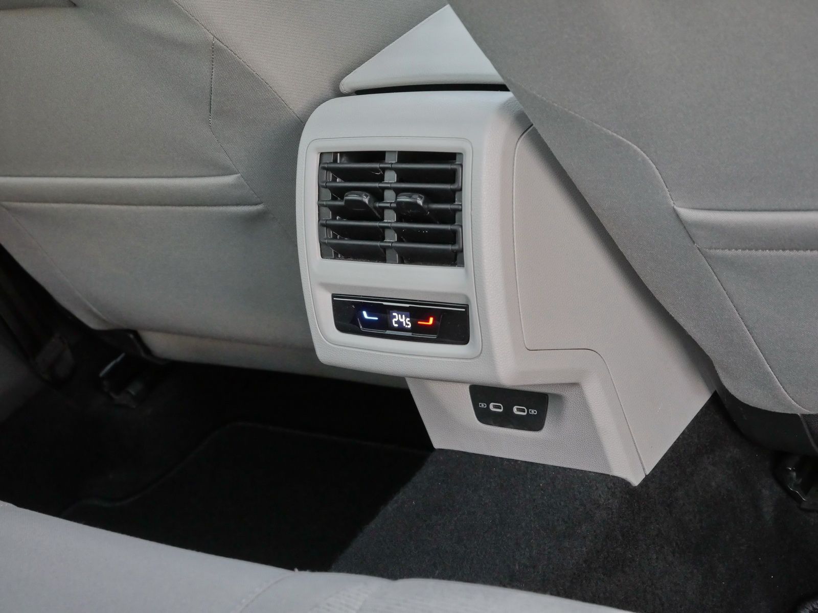Volkswagen Golf - Bild 17