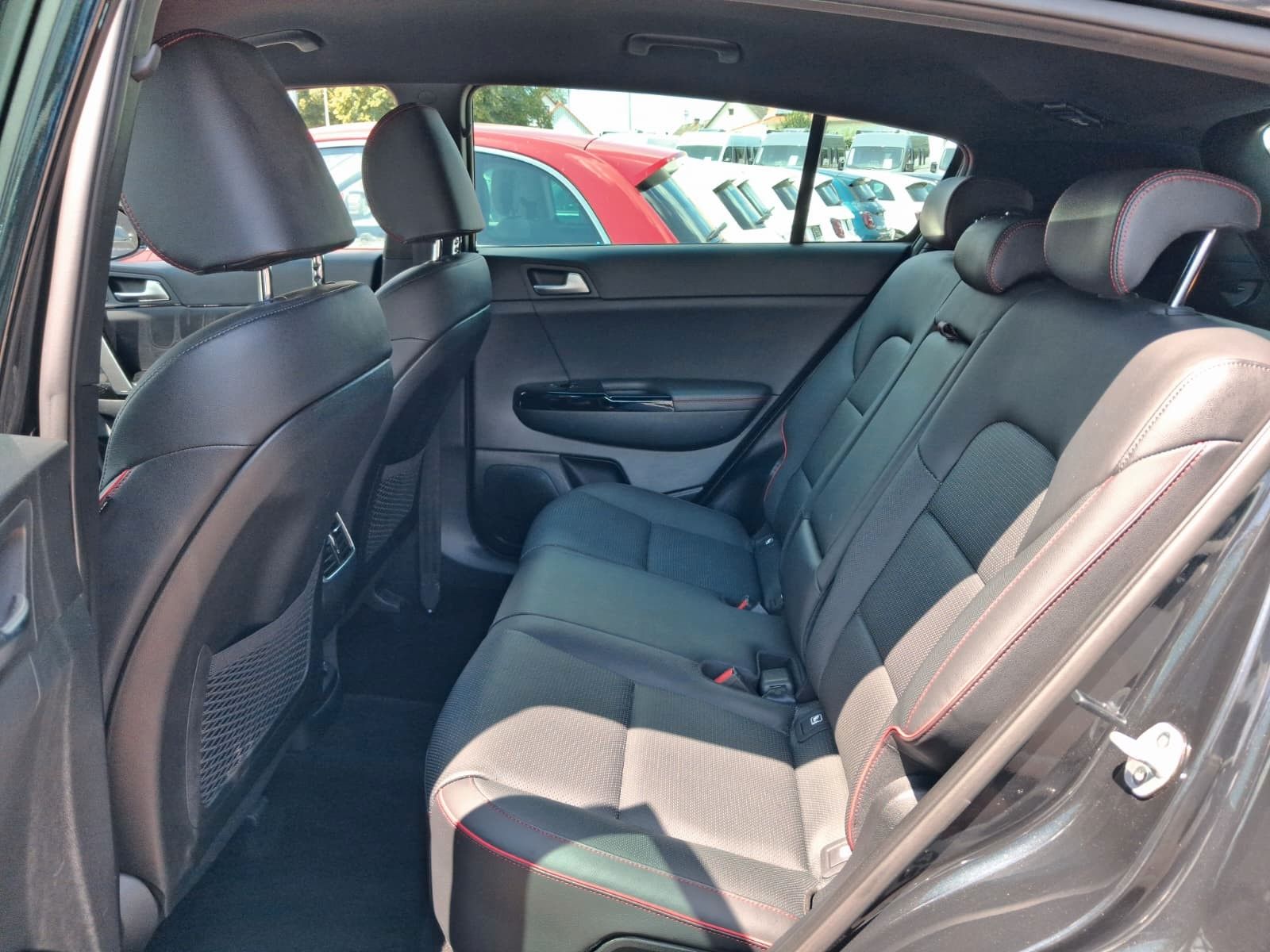 Fahrzeugabbildung Kia Sportage GT-Line 4WD Leder Kamera Navi uvm.