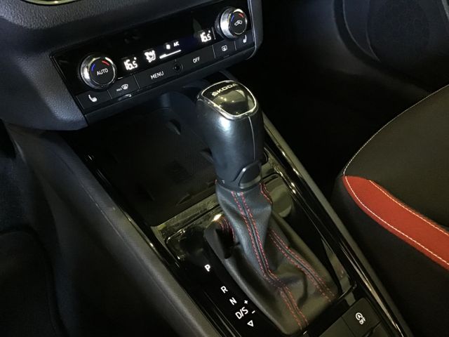Fahrzeugabbildung Skoda Kamiq Monte Carlo 1.5 TSI DSG/Navi/Pano/RFK/ACC
