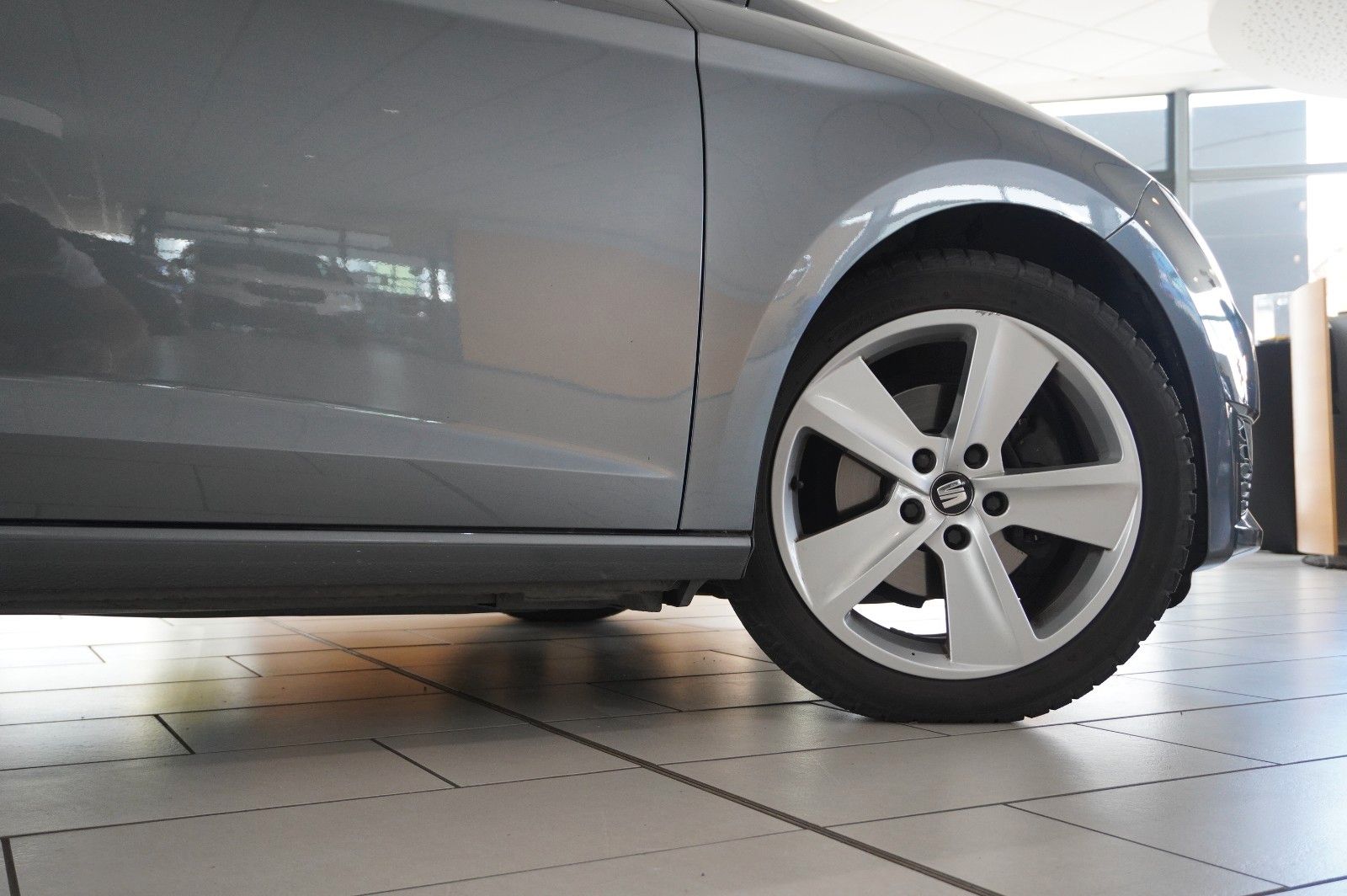 Fahrzeugabbildung SEAT Leon ST 1.4 TSI FR SPORT DSG KLIMA/PDC/TEMP/PANO