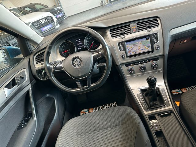 MYAUTOCENTER – Gebraucht- und Jahreswagen mit Werkstattservice in Pfaffenhofen Volkswagen Golf VII Variant Comfortline BlueMotion
