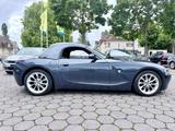 BMW Z4 Roadster 2.2i *Hardtop+Xenon+Leder* - BMW Z4 aus 2004: Cabrio