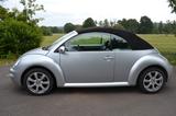 Volkswagen New Beetle 1.6 Cabriolet mit Standheitzung - Volkswagen New Beetle mit Benzin-Antrieb: Silber, Cabrio, 1.6