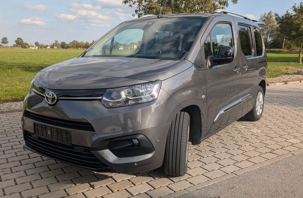 Image of Toyota Proace City (Verso)