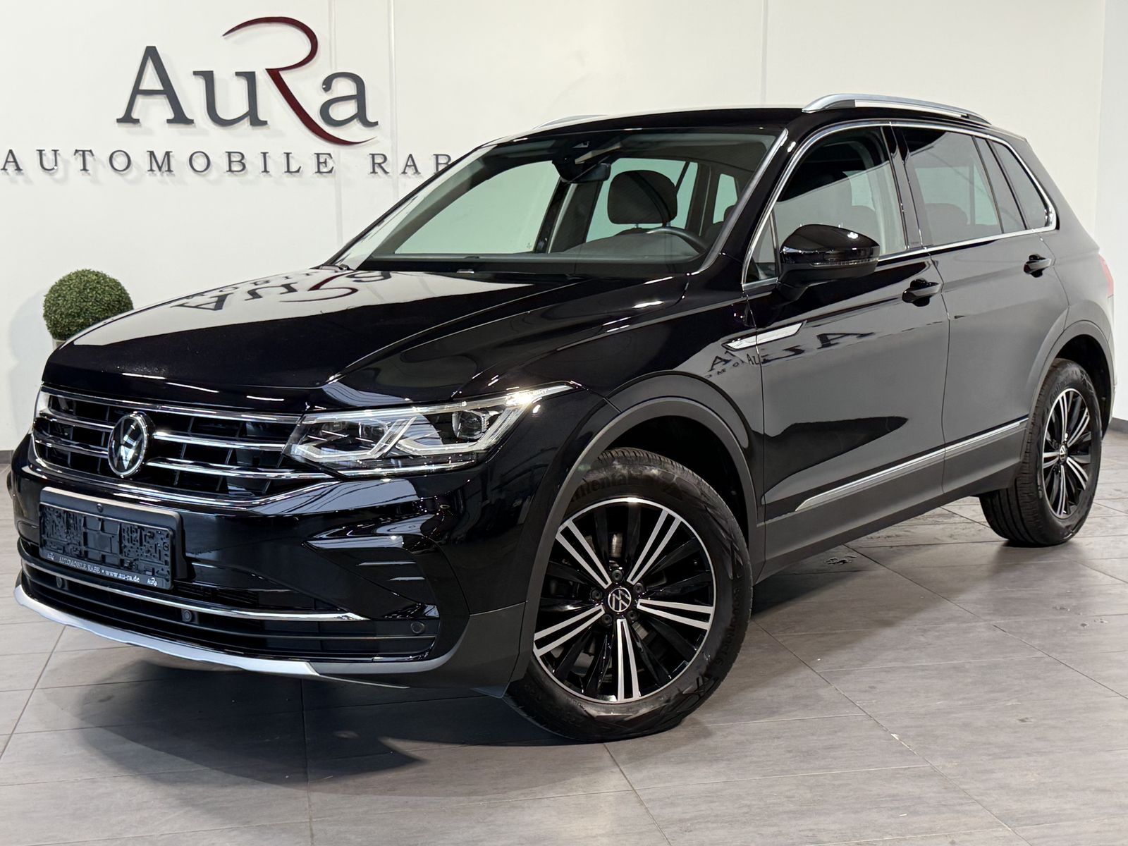 Fahrzeugabbildung Volkswagen Tiguan 4M DSG Elegance NAV+LED+AHK+VCOCK+360°+PP