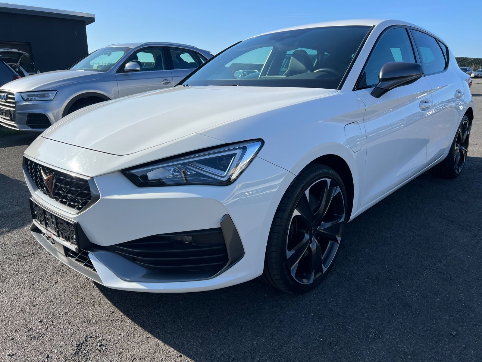 Cupra Leon VZ e-Hybrid Schalensitz PDC LED Digital