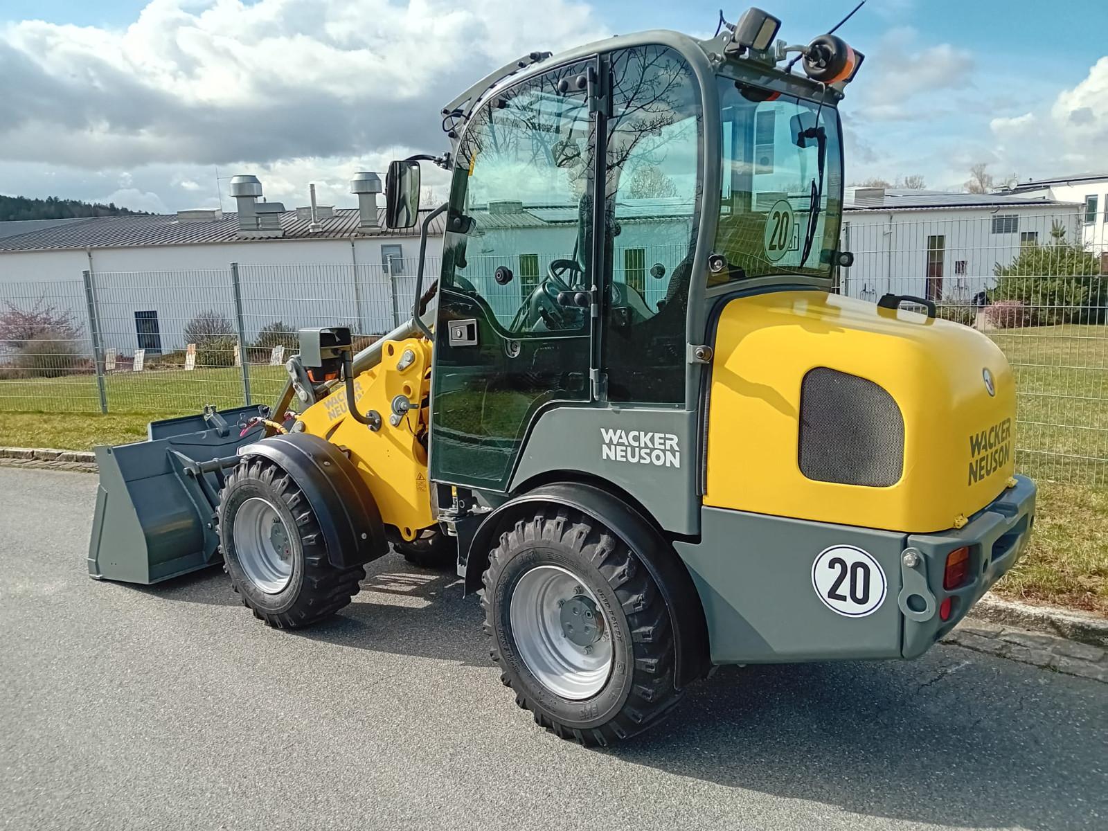 Wacker WL28