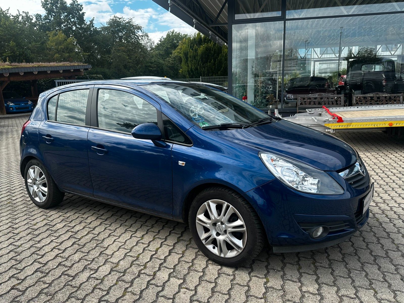 Fahrzeugabbildung Opel Corsa D Innovation Autom. / Klima / Alu