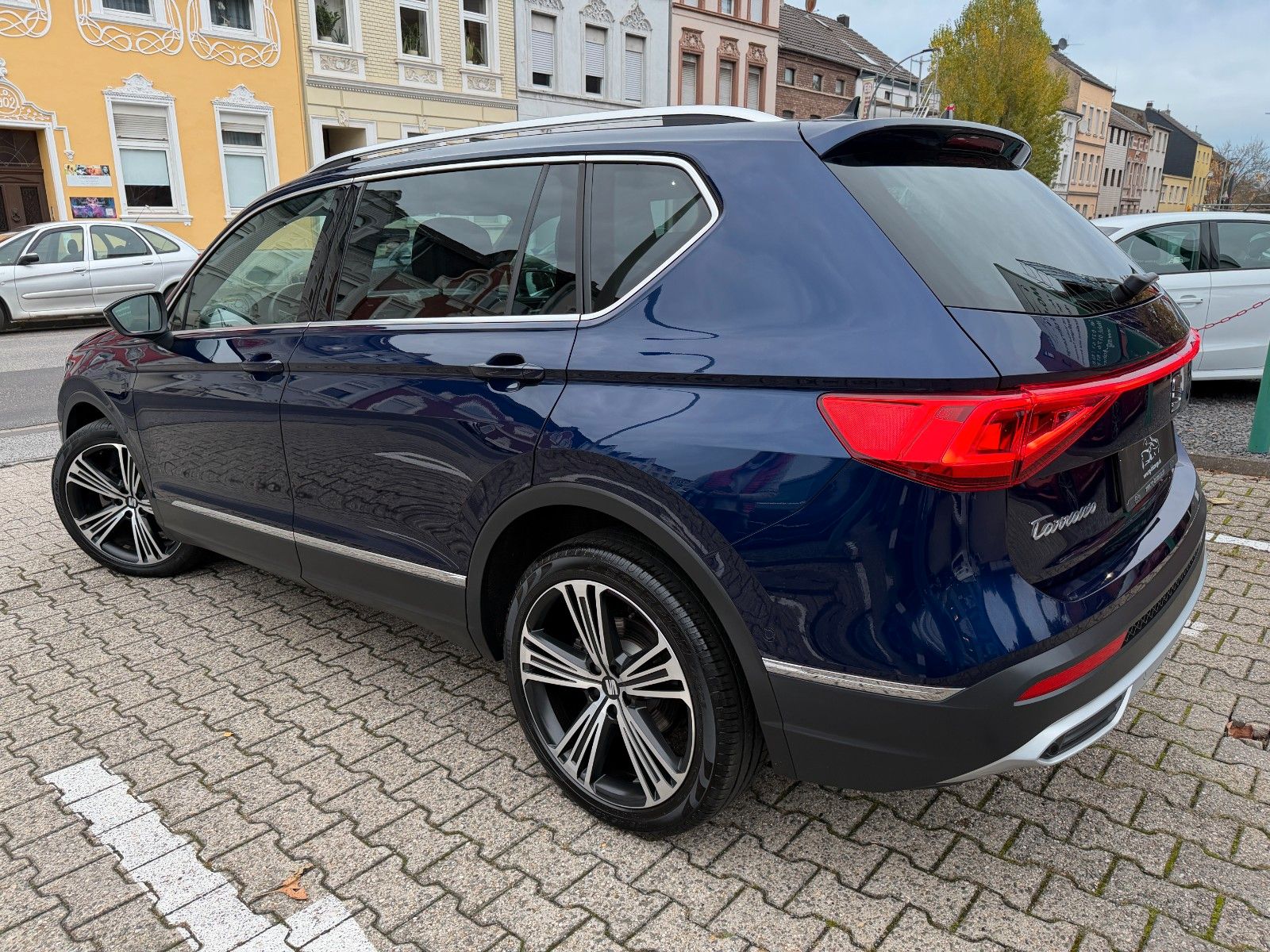 Fahrzeugabbildung SEAT Tarraco Xcellence 7-SITZER AUTOMATIK PANO LED