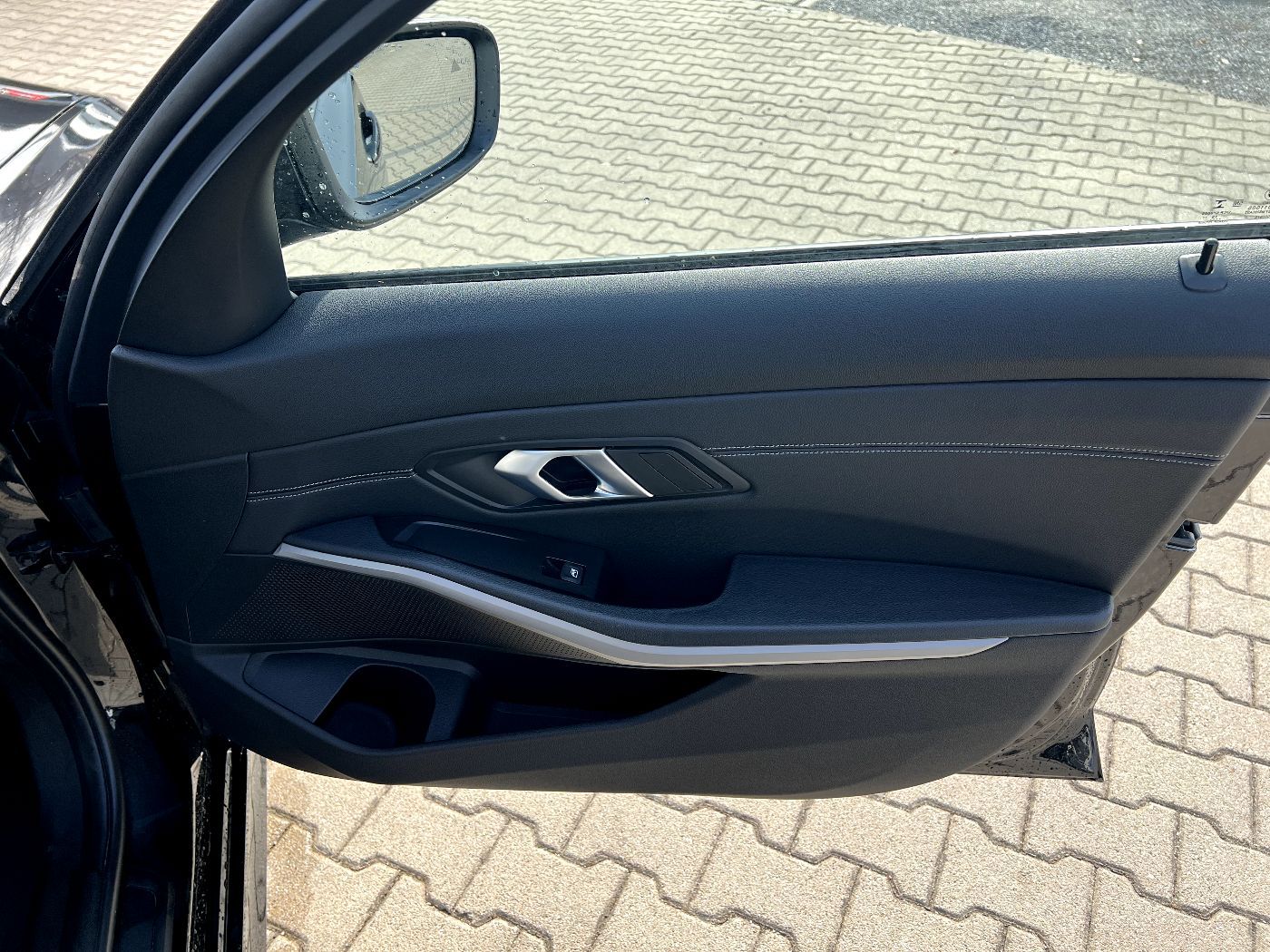 BMW 320d Touring xDrive Advantage *LED Navi Leder* foto 21