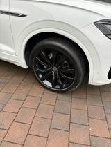 Volkswagen Touareg 3.0 V6 TDI 210kW 4MOT Tiptr. R-Line ... - VW Touareg Gebrauchtwagen in Bonn