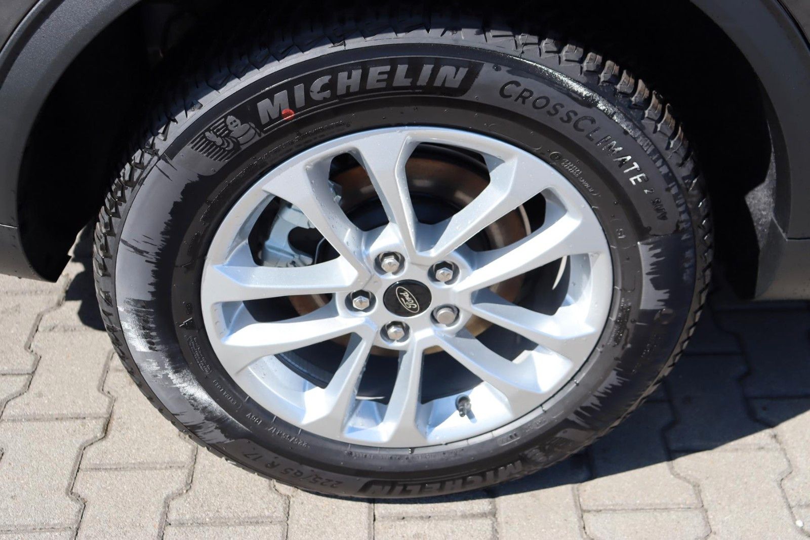 Ford Kuga Titanium 2.5 Plug-in-Hybrid 0,0% FIN* mgl. imagem 3