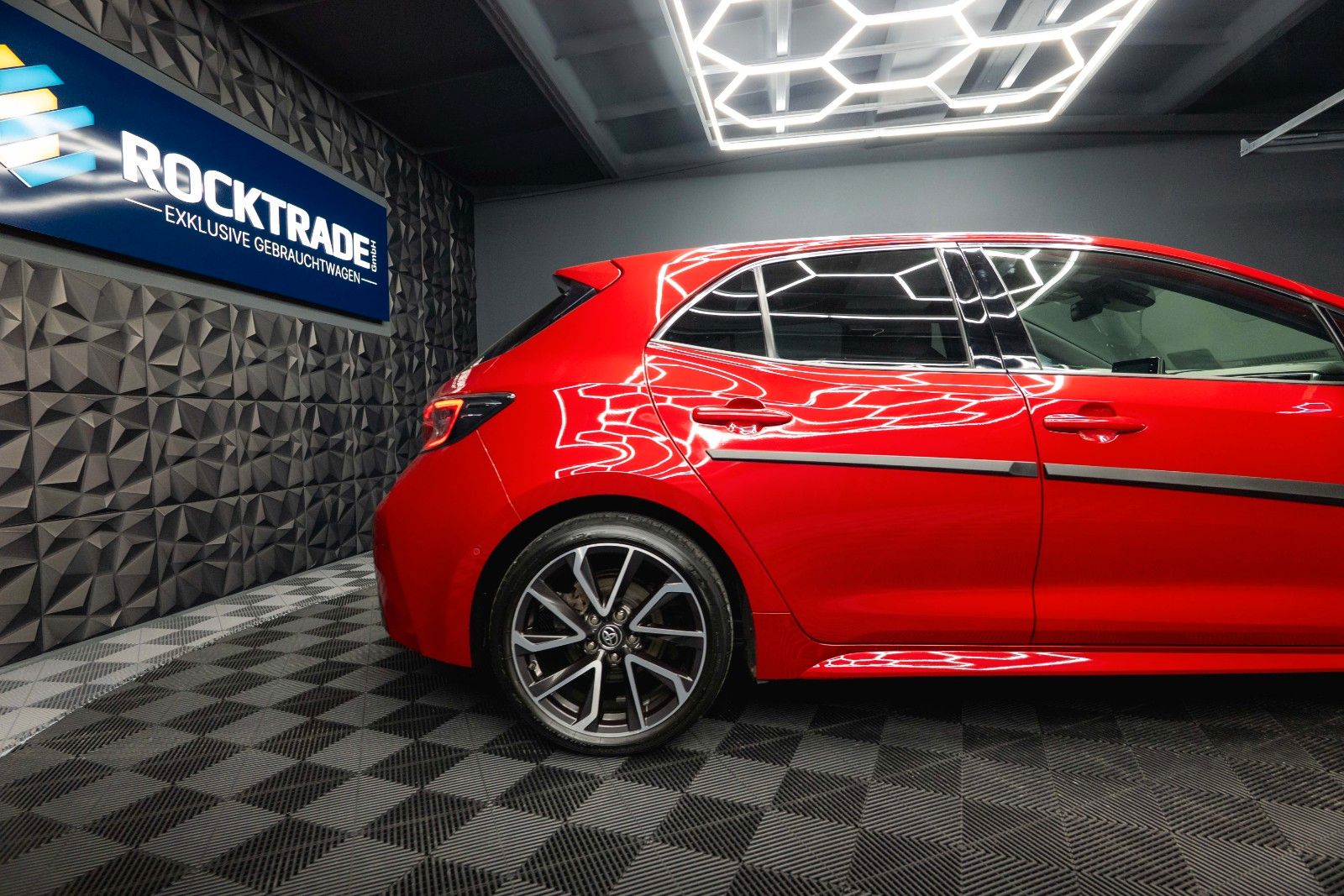 Fahrzeugabbildung Toyota Corolla Hybrid Lounge *ACC*LED*DAB*Head Up*JBL*