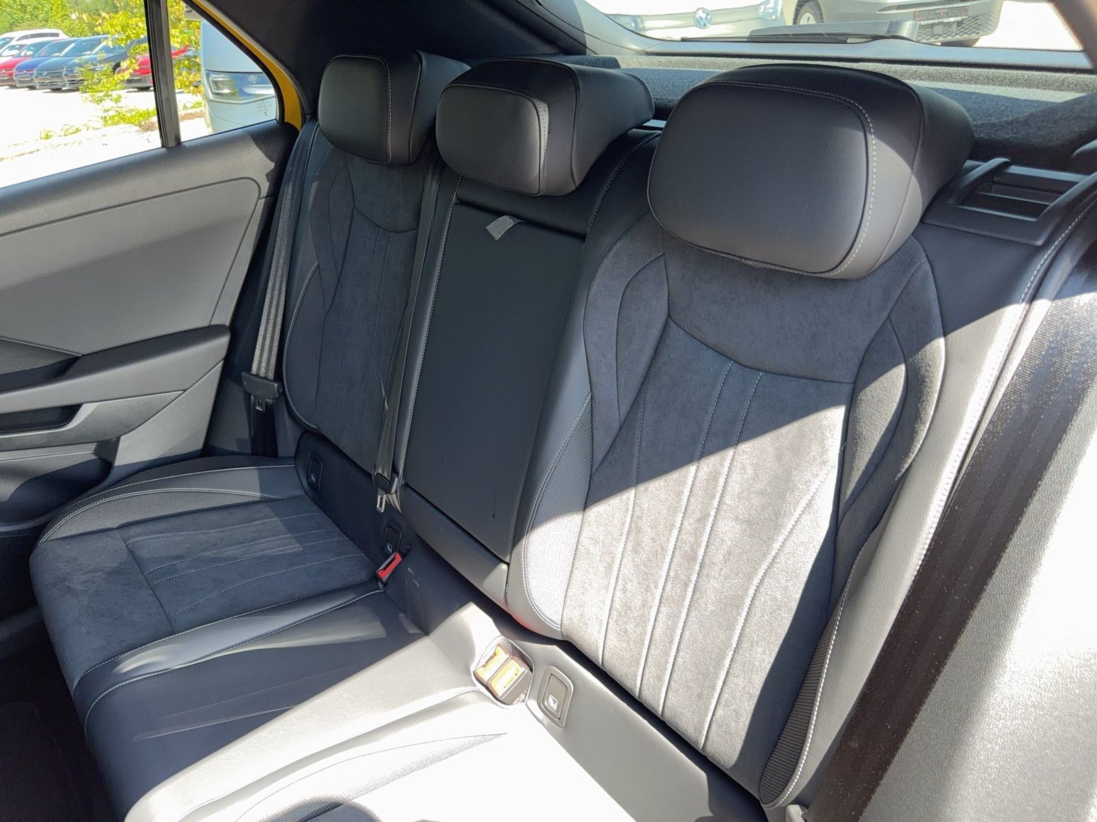 Volkswagen T-Roc - Bild 14