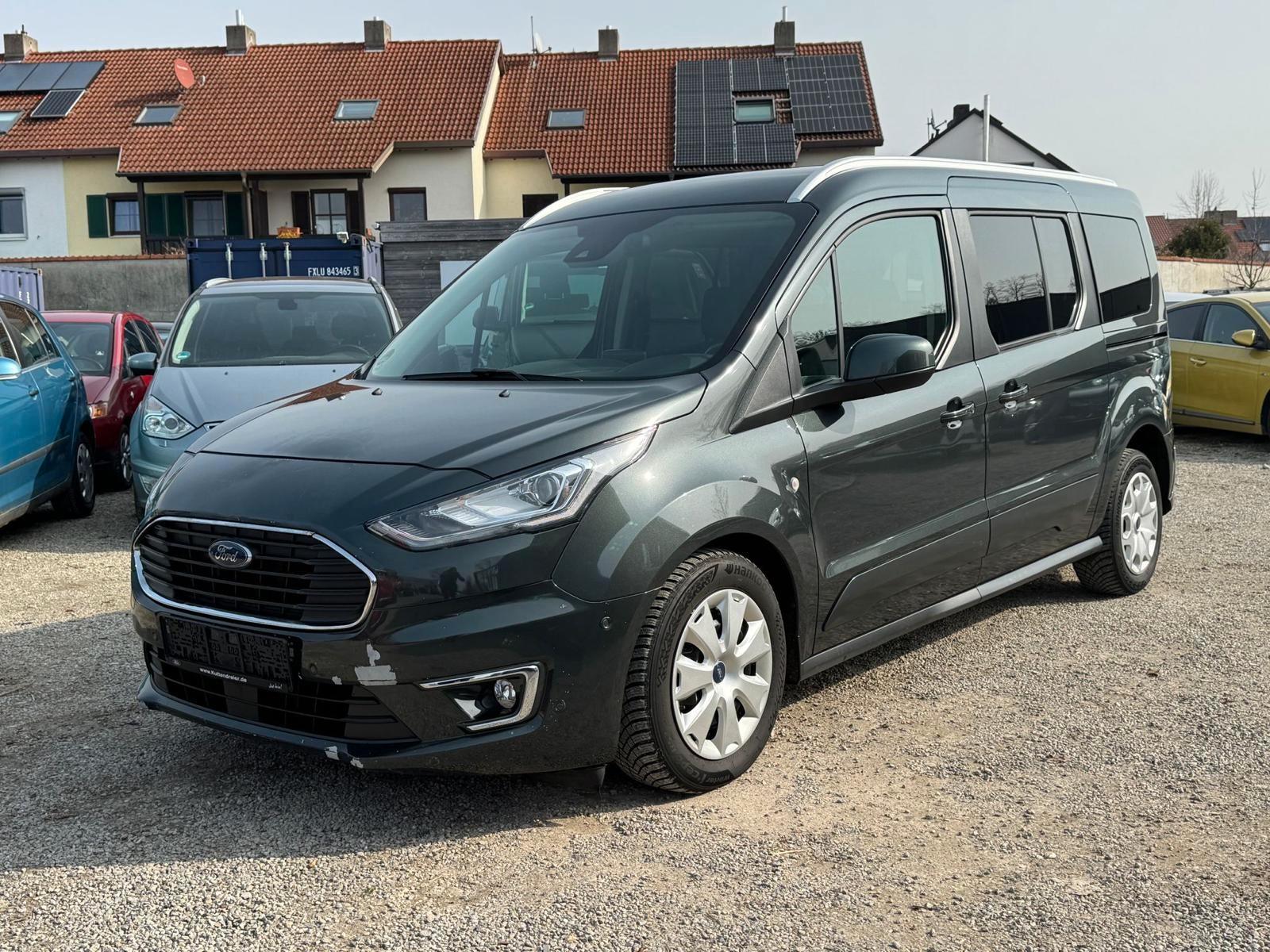 Ford Grand Tourneo Connect Titanium