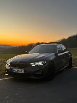 BMW 330i M Paket  - BMW 330 von privat